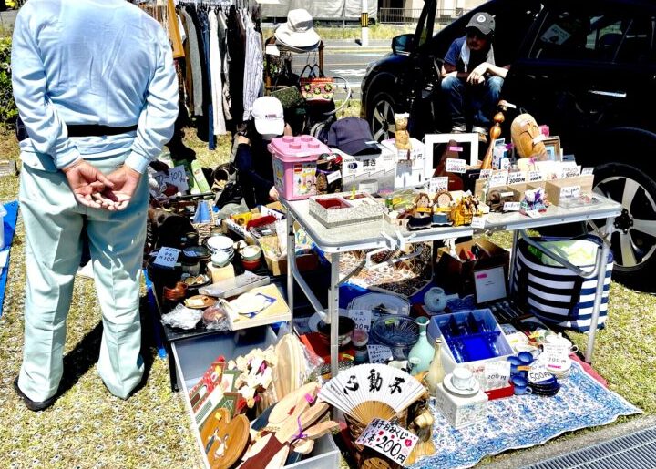 e38395e383aae383bce3839ee383bce382b1e38383e38388e381a7e6a5bde38197e38281e3828be59586e59381e381a8e587bae5ba97e381aee3839de382a4e383b3 フリーマーケットで楽しめる商品と出店のポイント